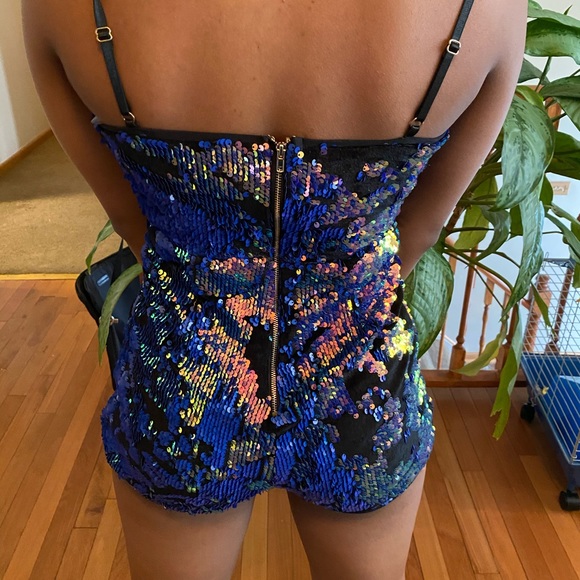 Fashion nova romper - Picture 3 of 4